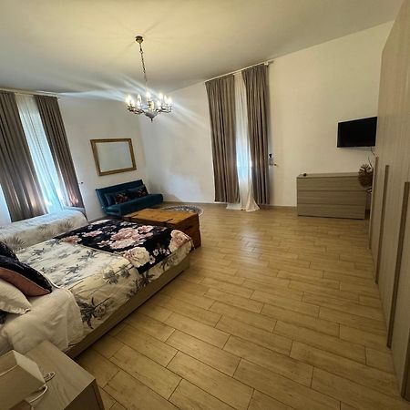 나폴리 La Casa Di Sarah Aspetta Voi 아파트 외부 사진