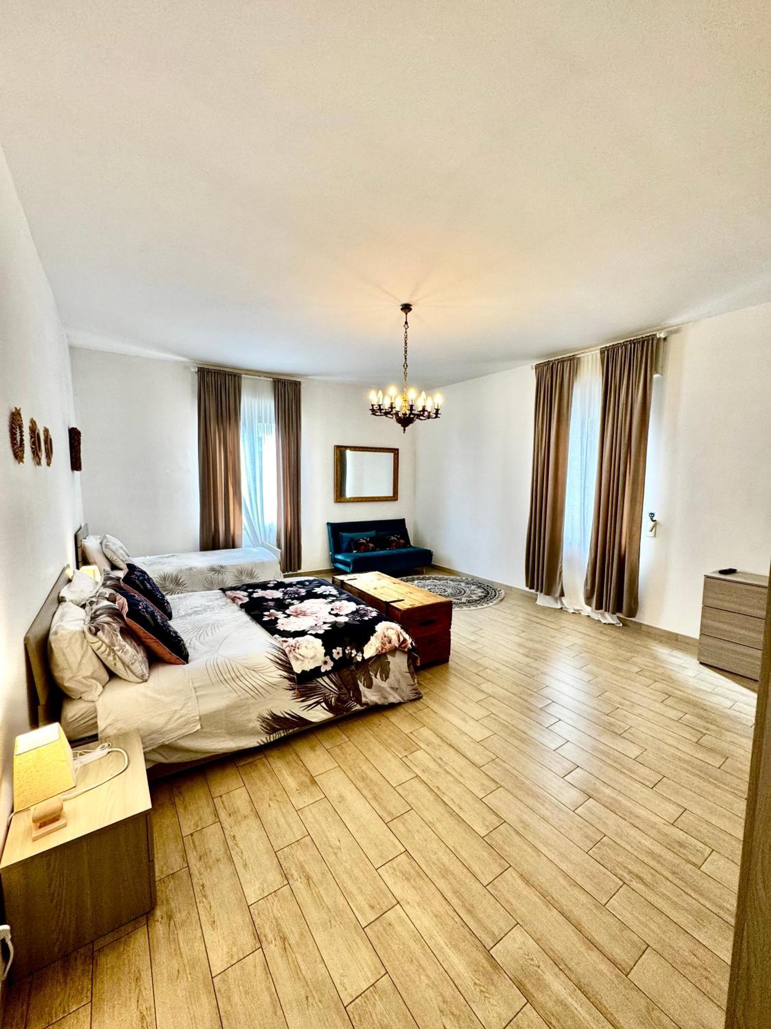나폴리 La Casa Di Sarah Aspetta Voi 아파트 외부 사진